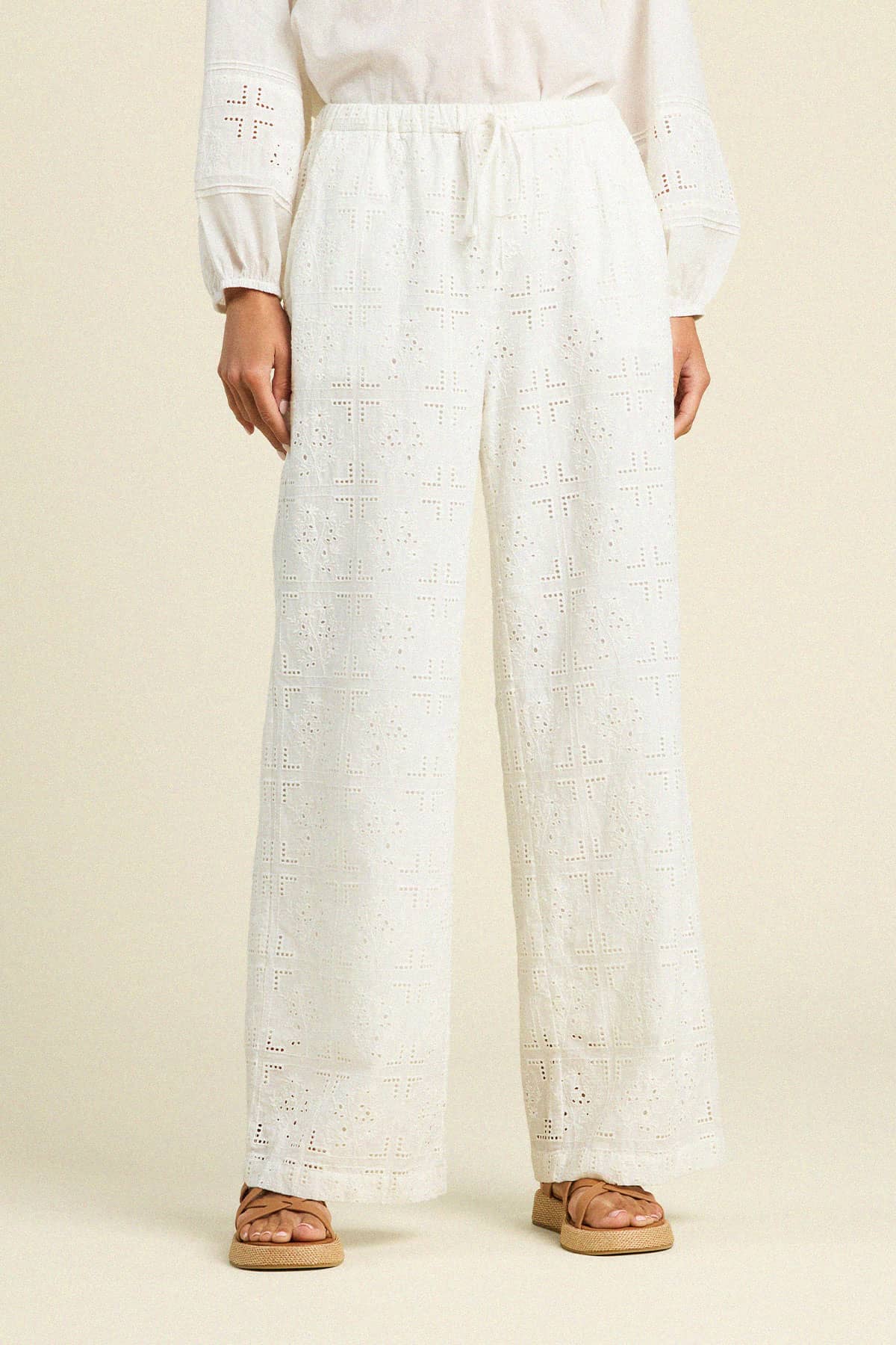 Vera Pant Handkerchief Eyelet