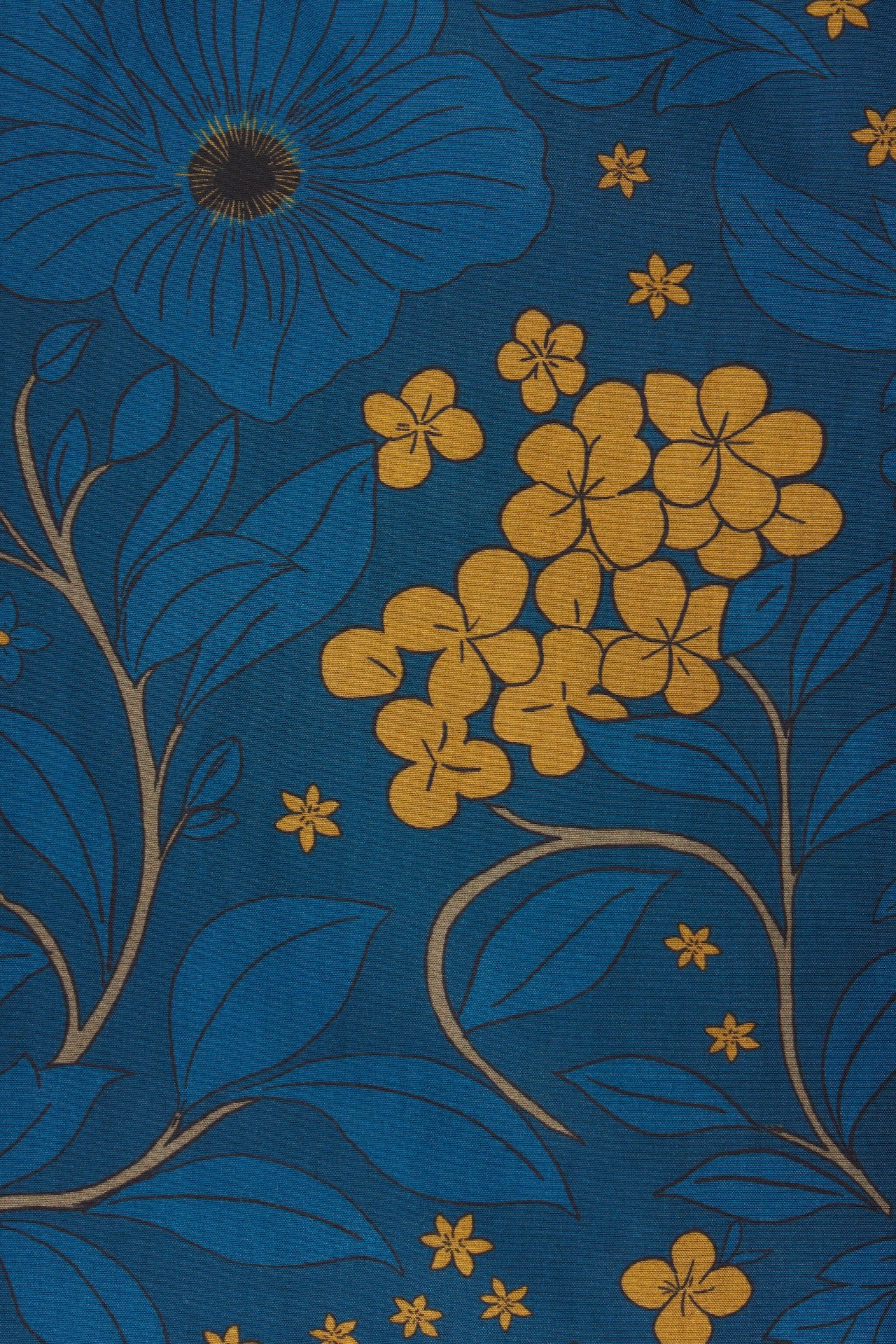 Trovata Stella Flora fabric swatch, cotton-viscose blend
