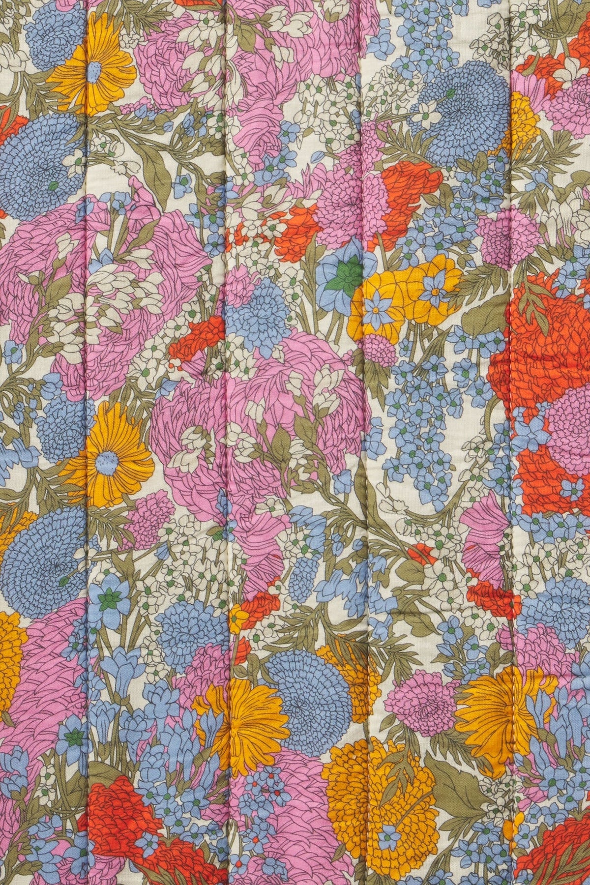 Trovata Delicate Tilia printed throw blanket — fabric detail
