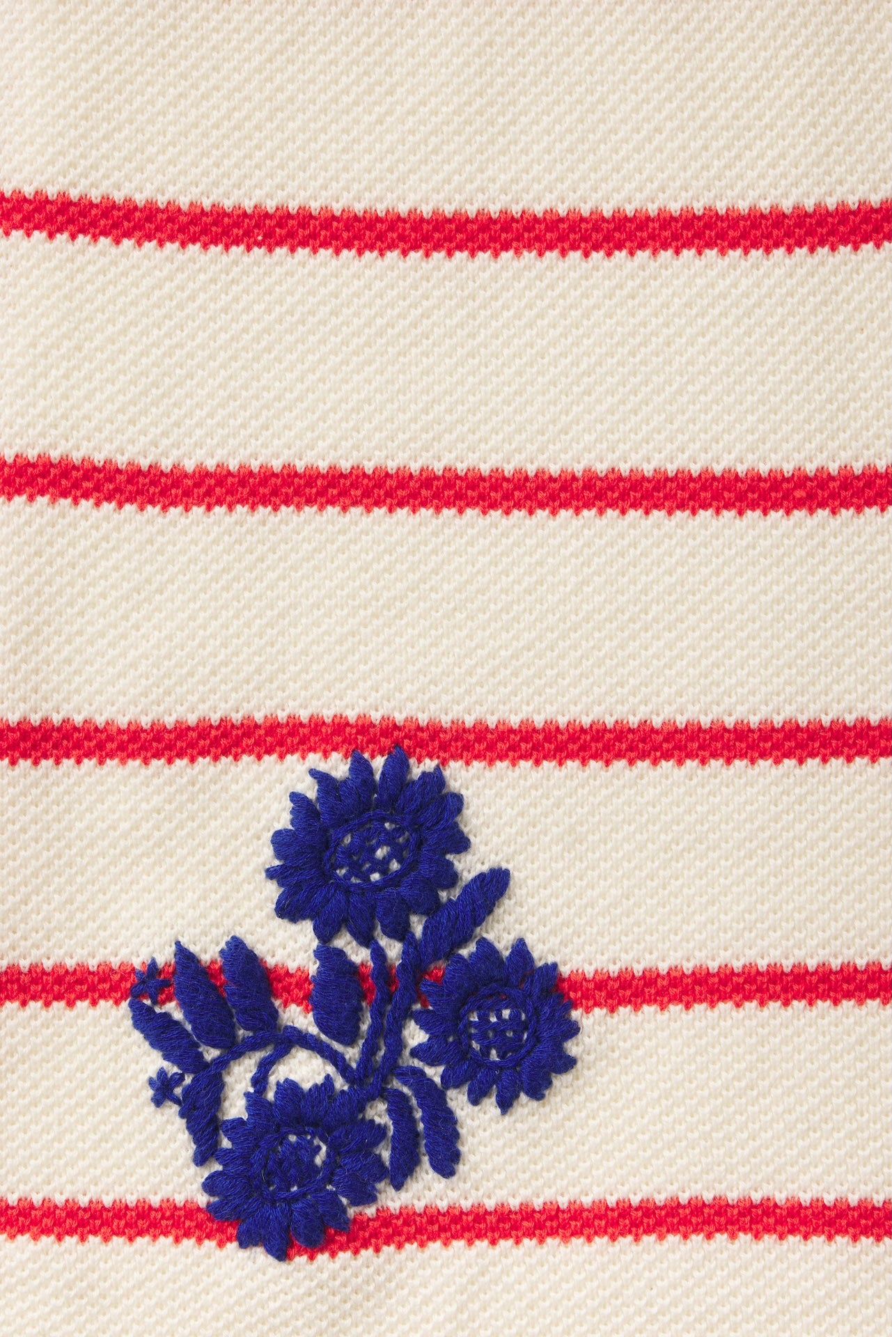 Emery Sweater Short Antique White W/ Red Stripe
