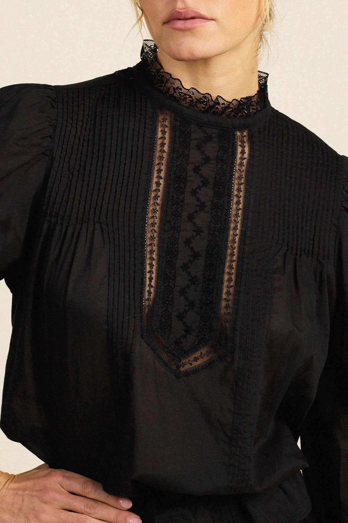 Trovata Cosette blouse in Black, cotton — view 2