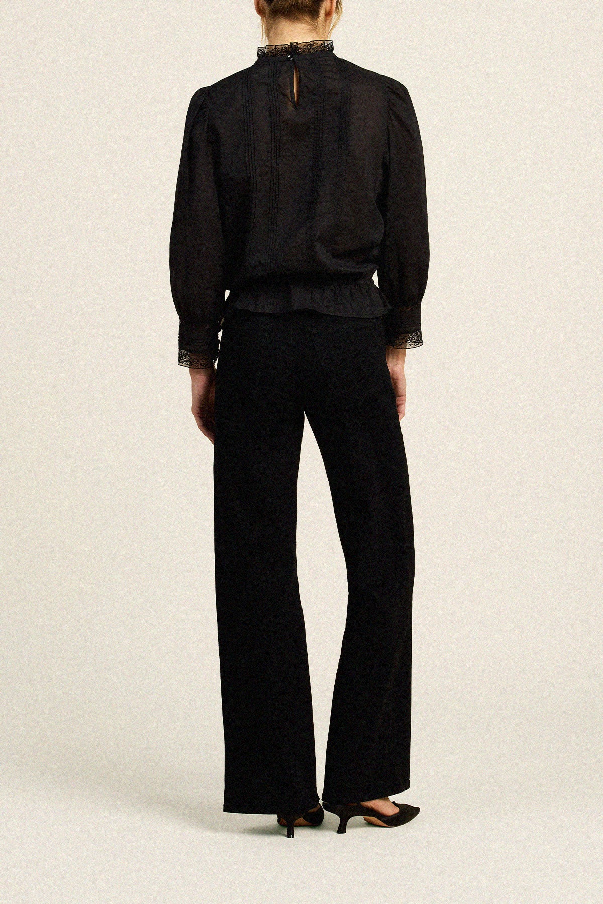 Trovata Cosette blouse in Black, cotton — view 5
