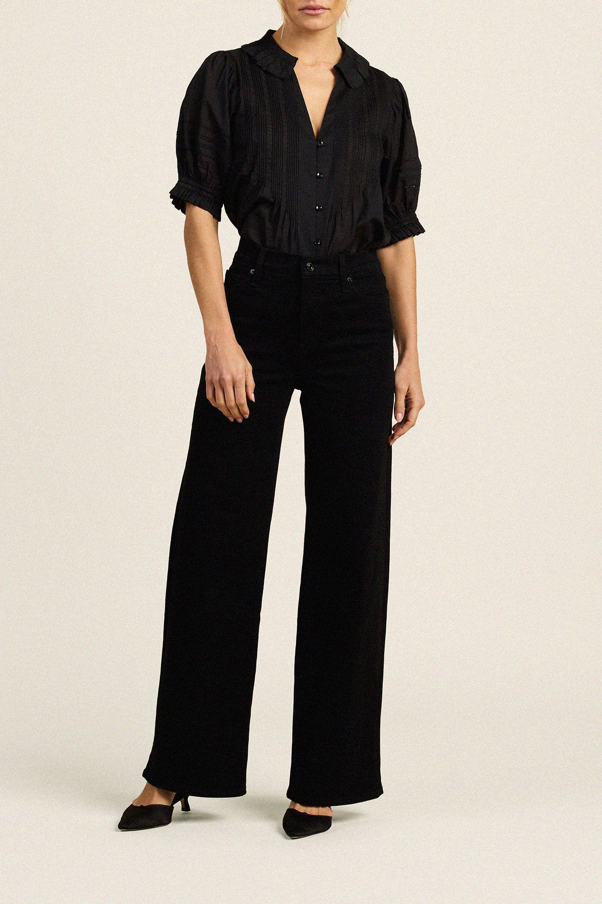 Trovata Amelie blouse in Black, cotton — view 3