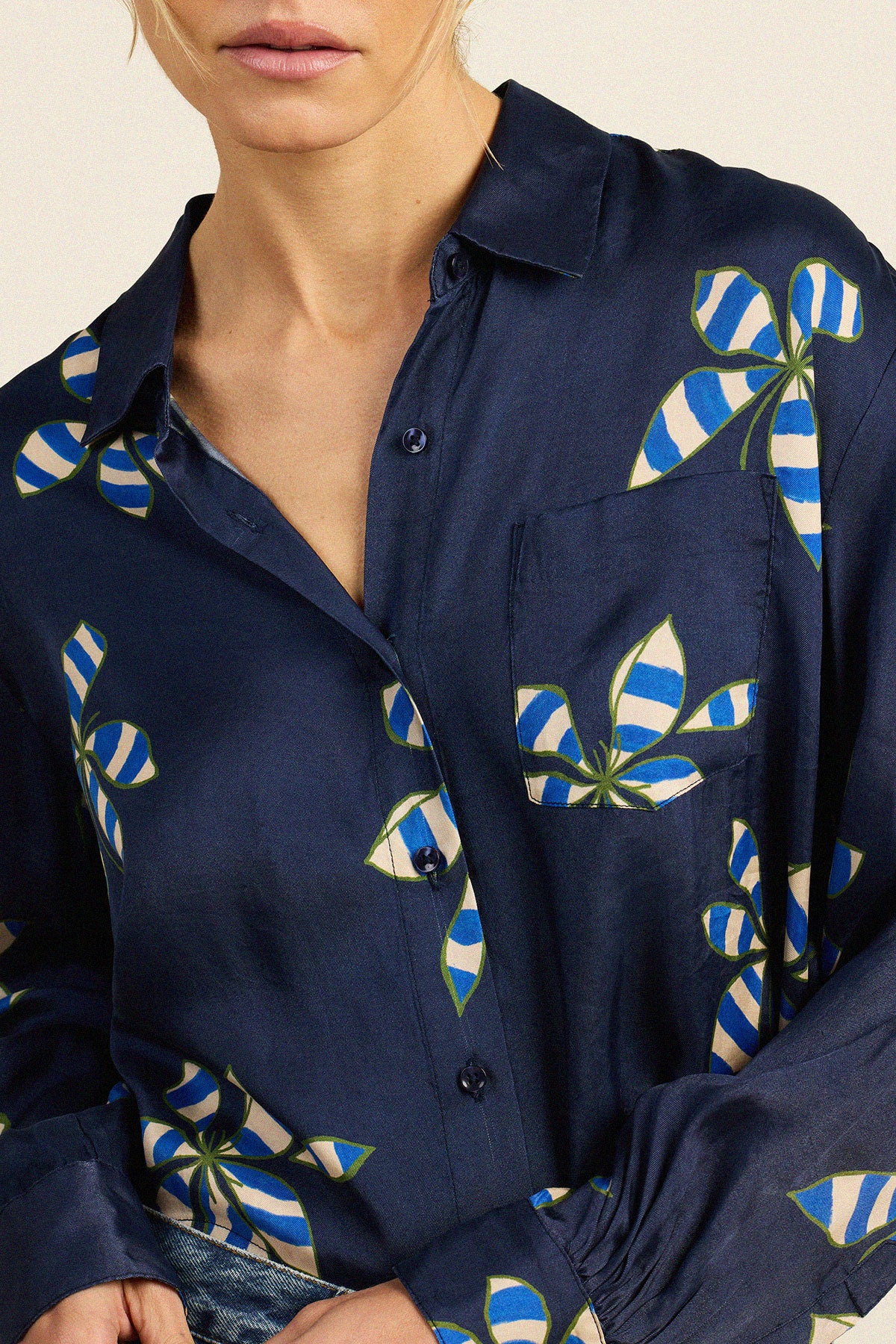 Trovata Nessa shirt in Mod Botanica, cupro-viscose blend — view 2