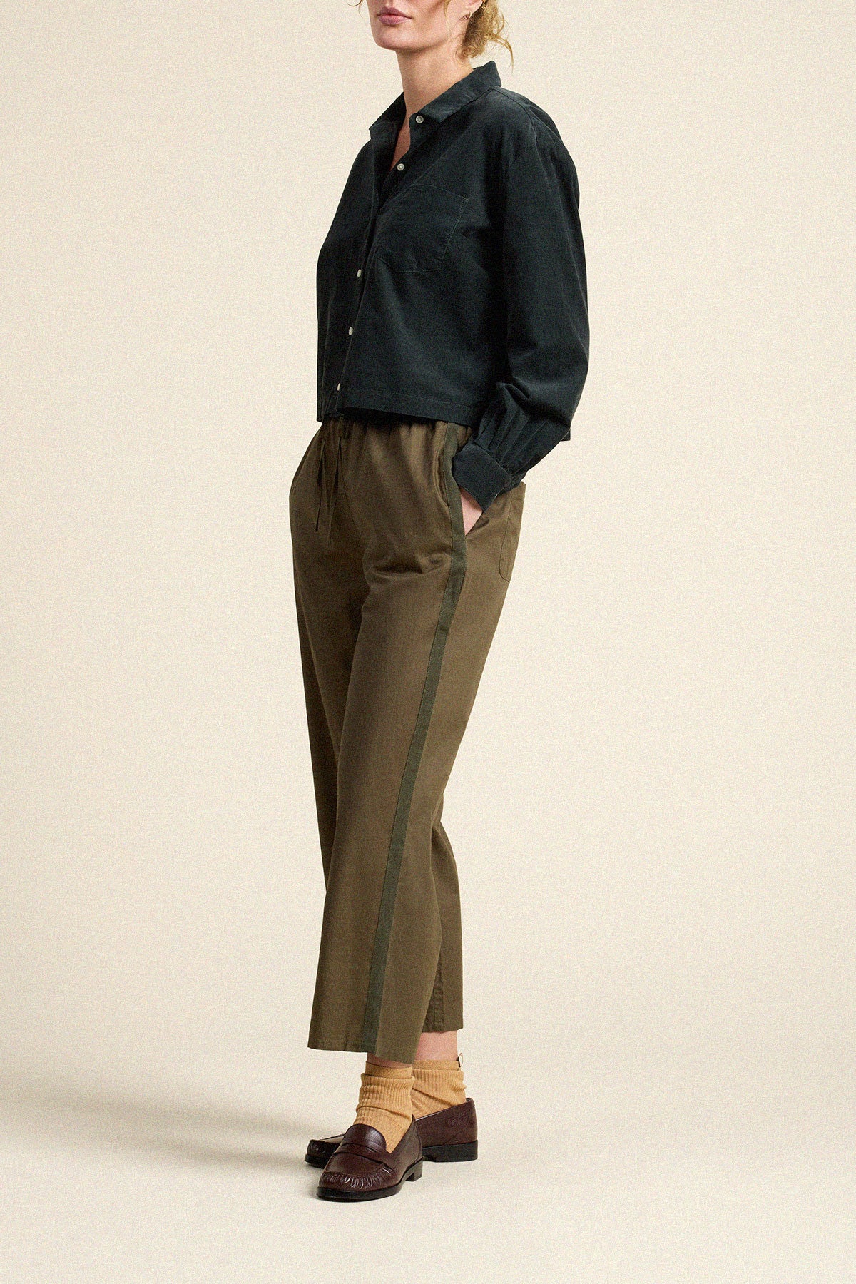 Trovata Joey pant in Olive, cotton — view 3