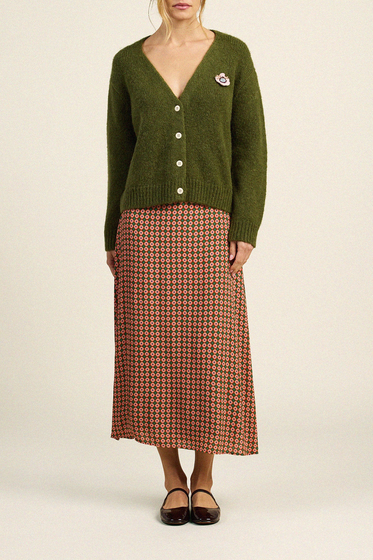 Trovata Esra cardigan sweater in Fern, alpaca-wool blend — view 4