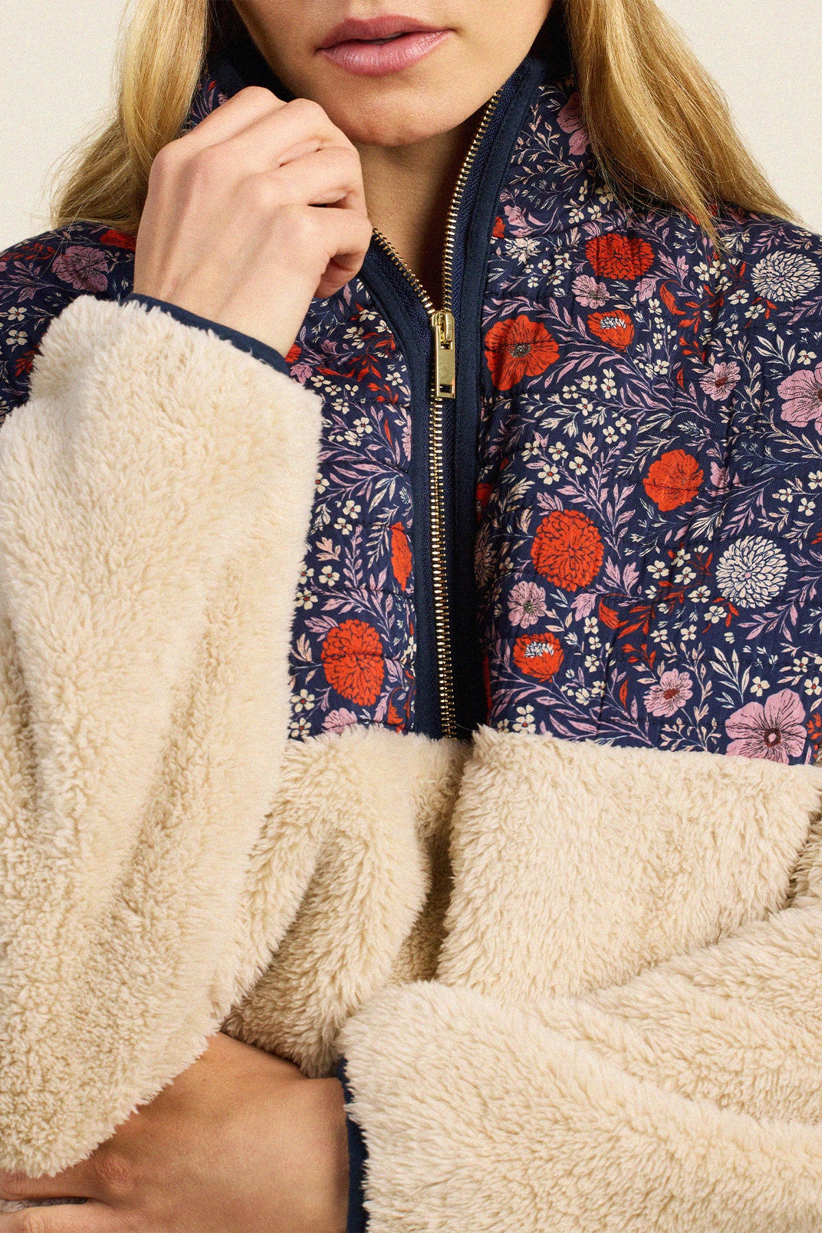 Trovata Casey pullover in Atelier Garden, polyester — view 2