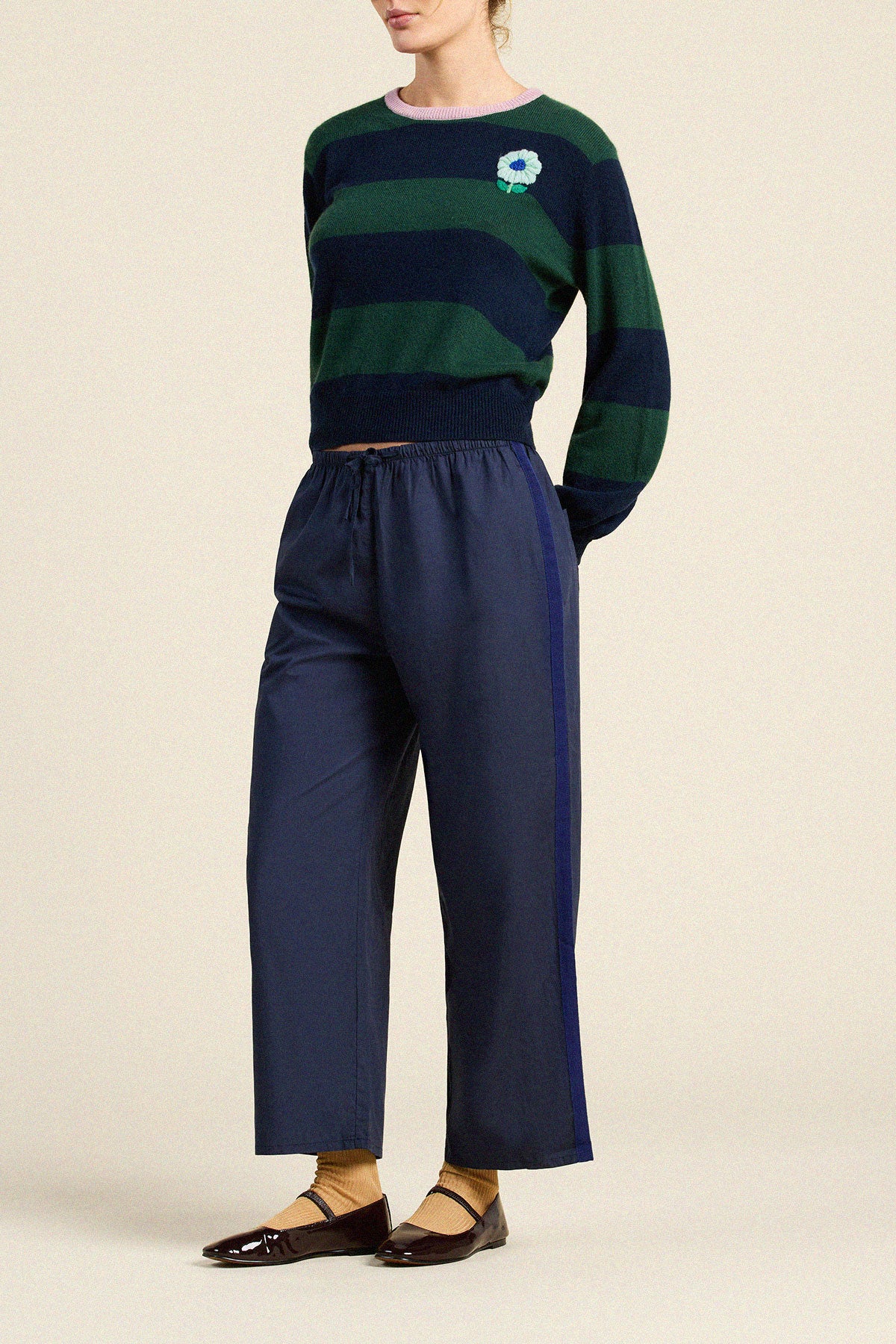 Trovata Ryann sweater in Navy/Green, cashmere — view 4