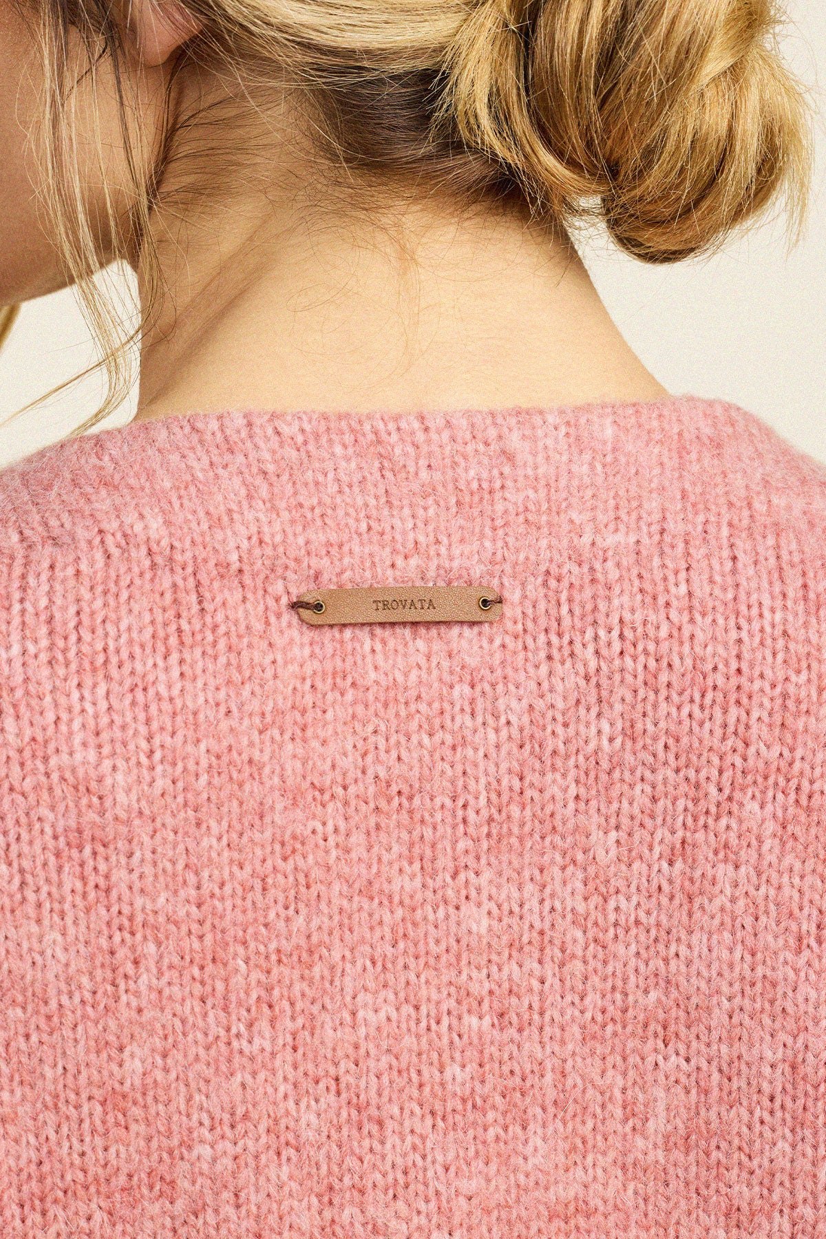 Trovata Esra cardigan sweater in Pink, alpaca-wool blend — view 4