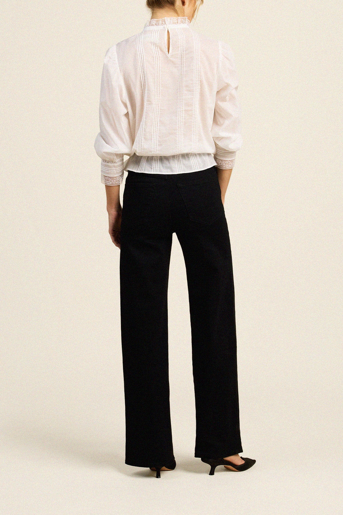 Trovata Cosette blouse in White, cotton — view 5