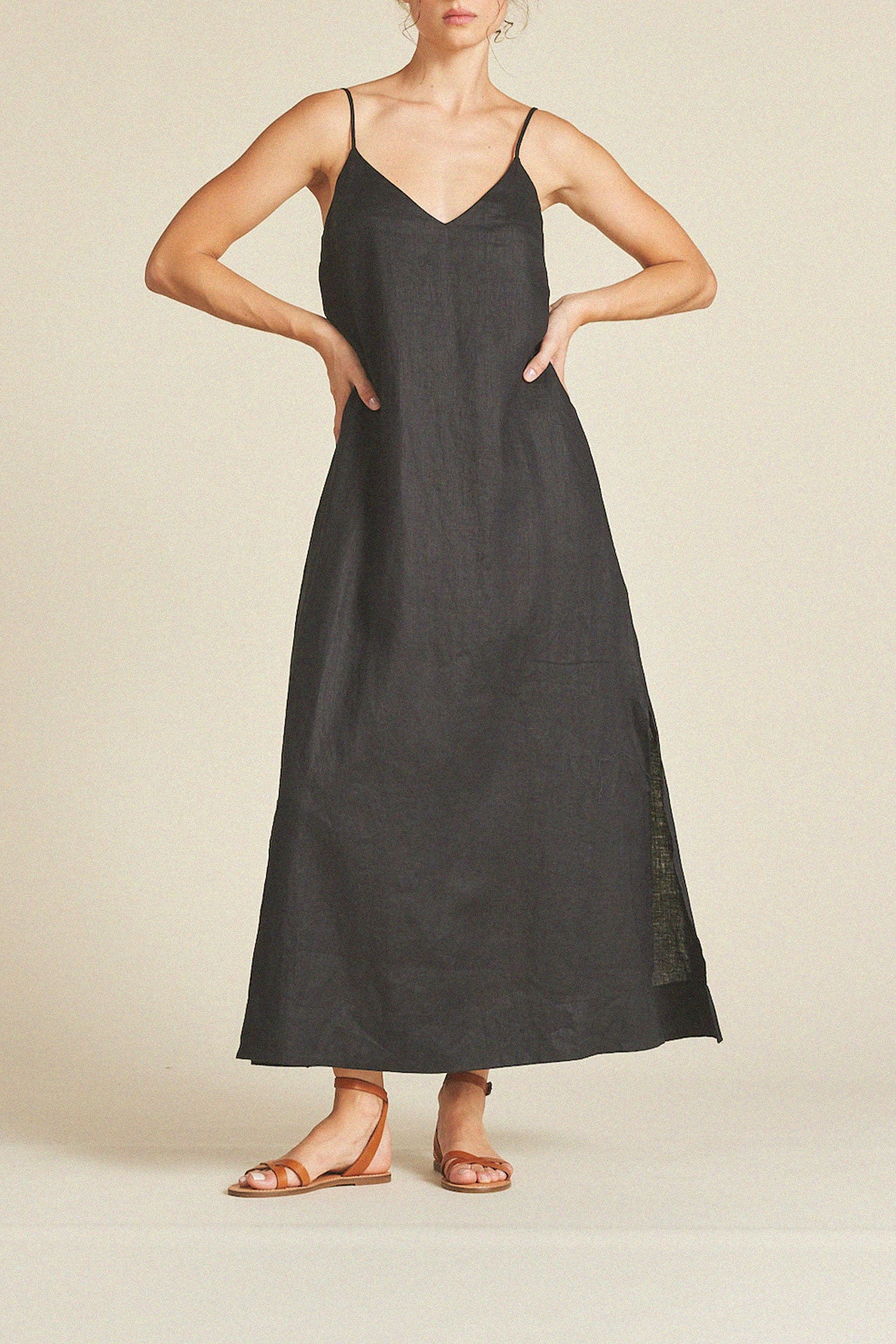 Reva Dress Black Linen