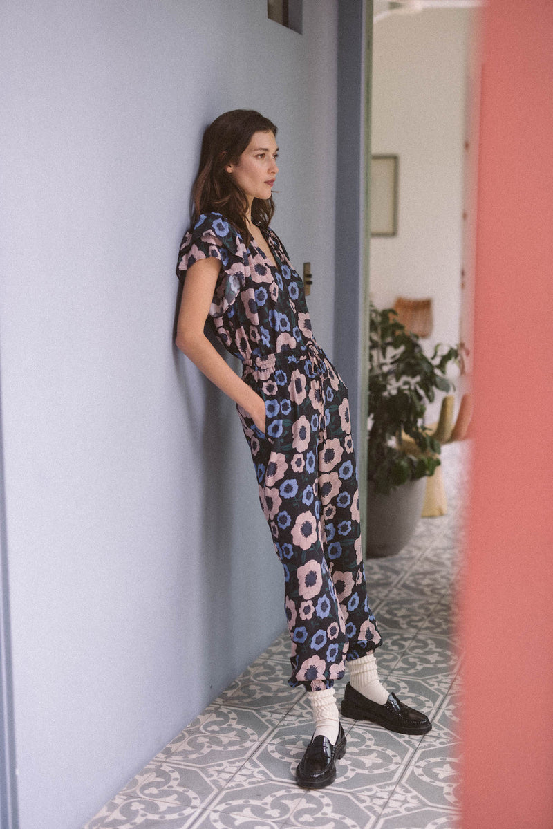 Olha Jogger Pant Navy Poppies