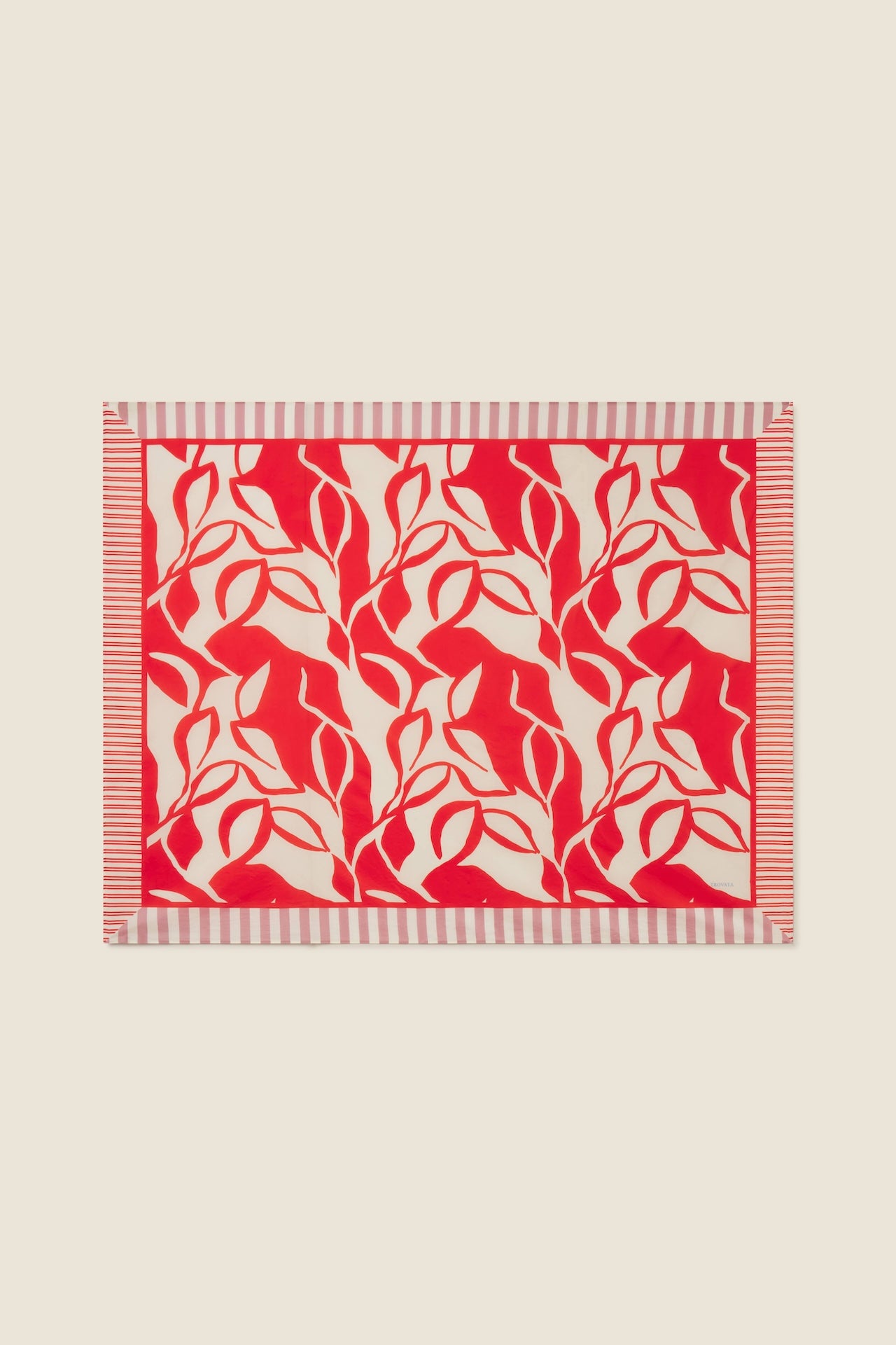 Playa Sarong Red Amaranta