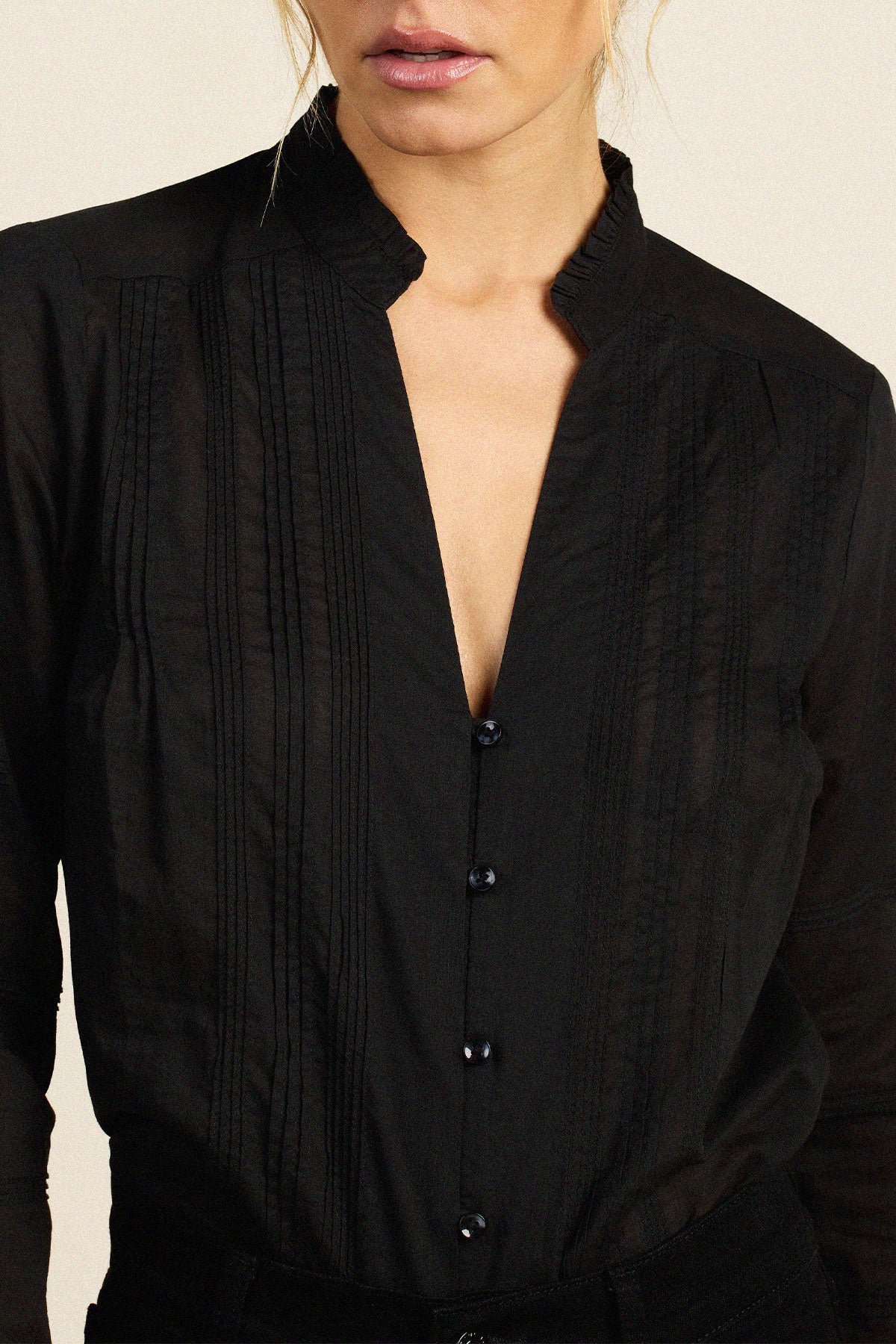 Trovata Maris blouse in Black, cotton — view 2