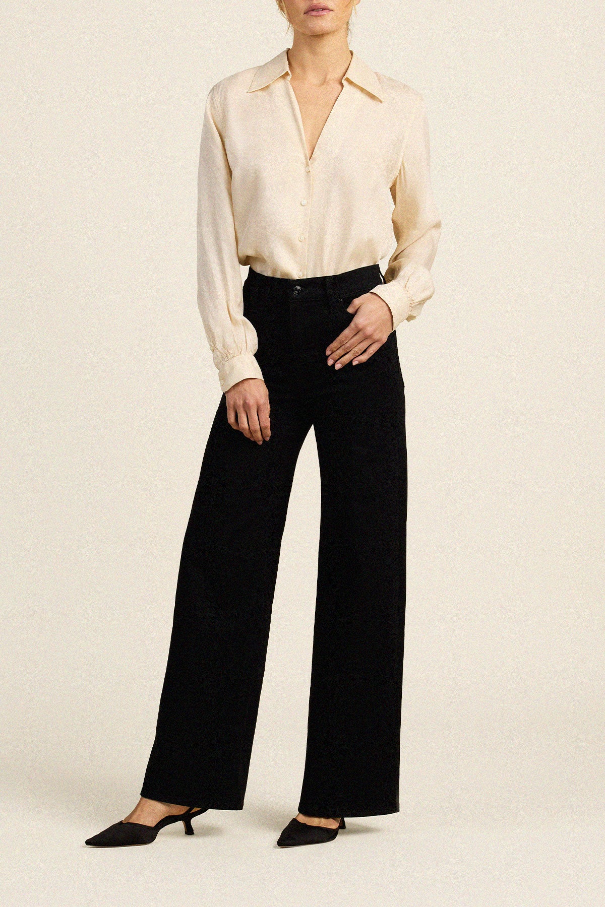 Trovata Justine blouse in Cream, tencel-viscose blend — view 3