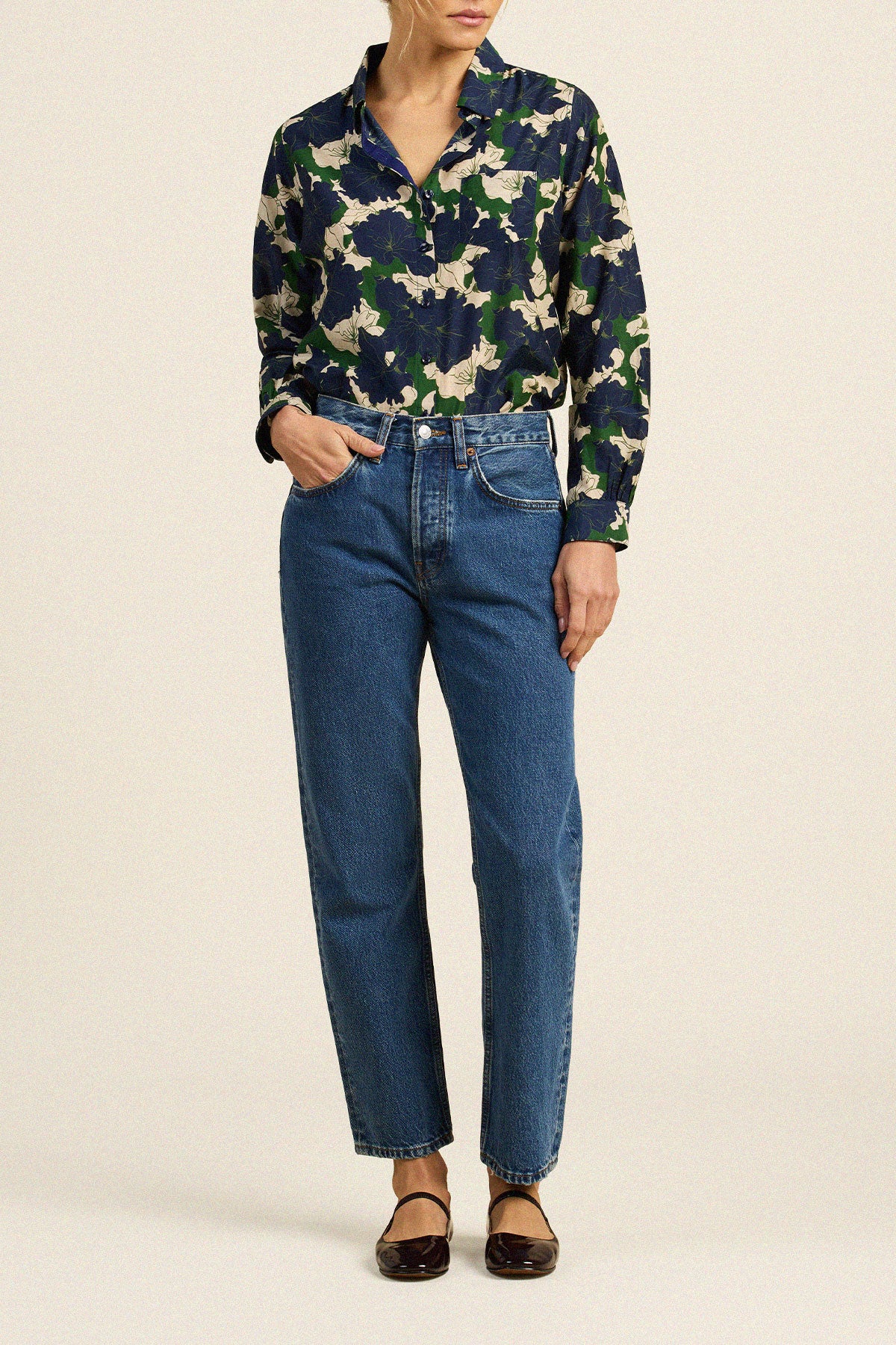 Trovata Gracie shirt in Nightfall Bloom, cotton-silk blend — view 3