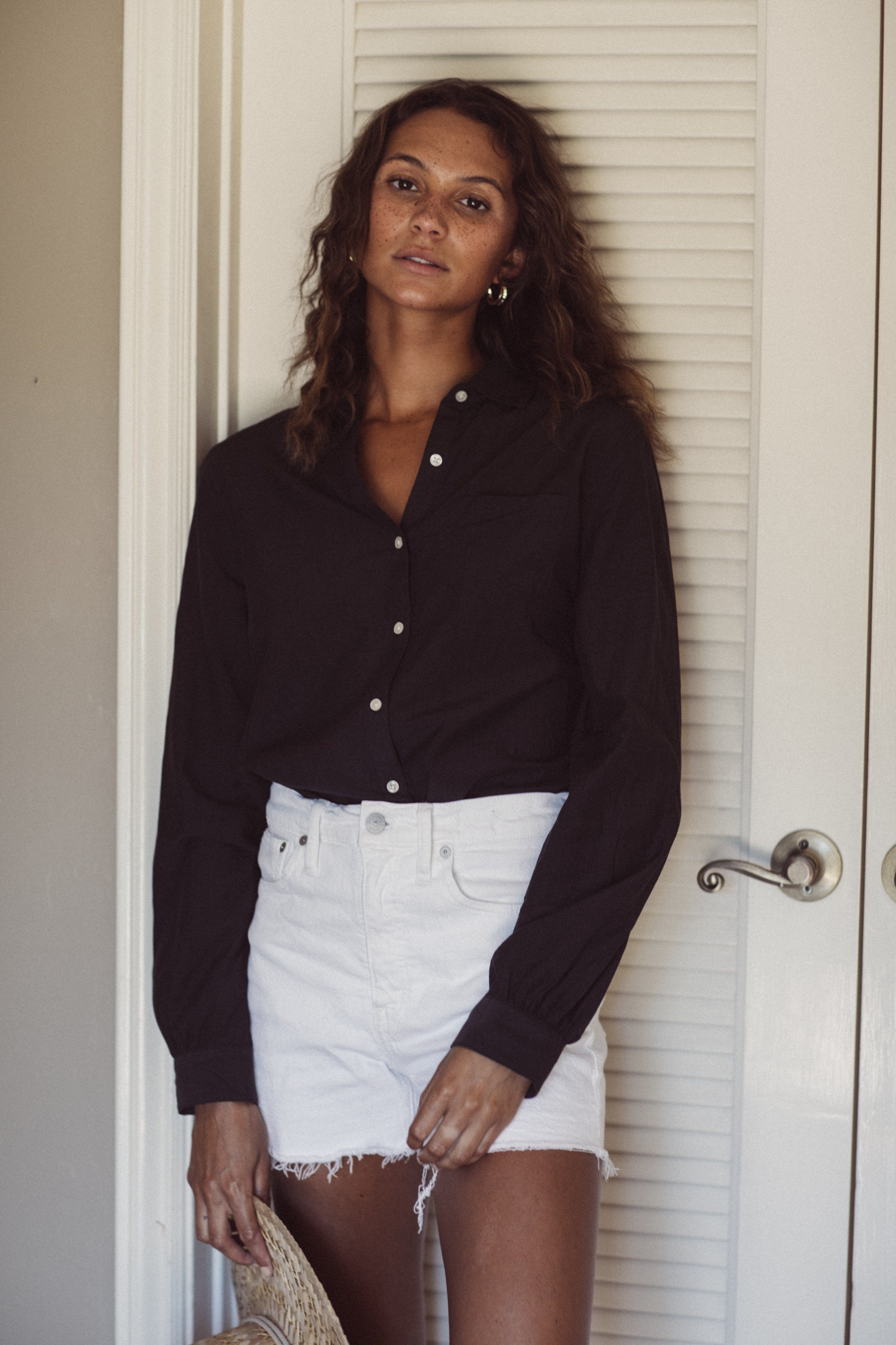 Grace Classic Shirt BLACK